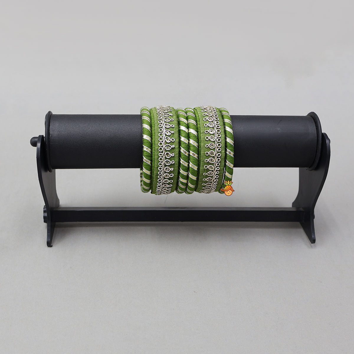 Exquisite Gota Lace Detailed Thread Bangles