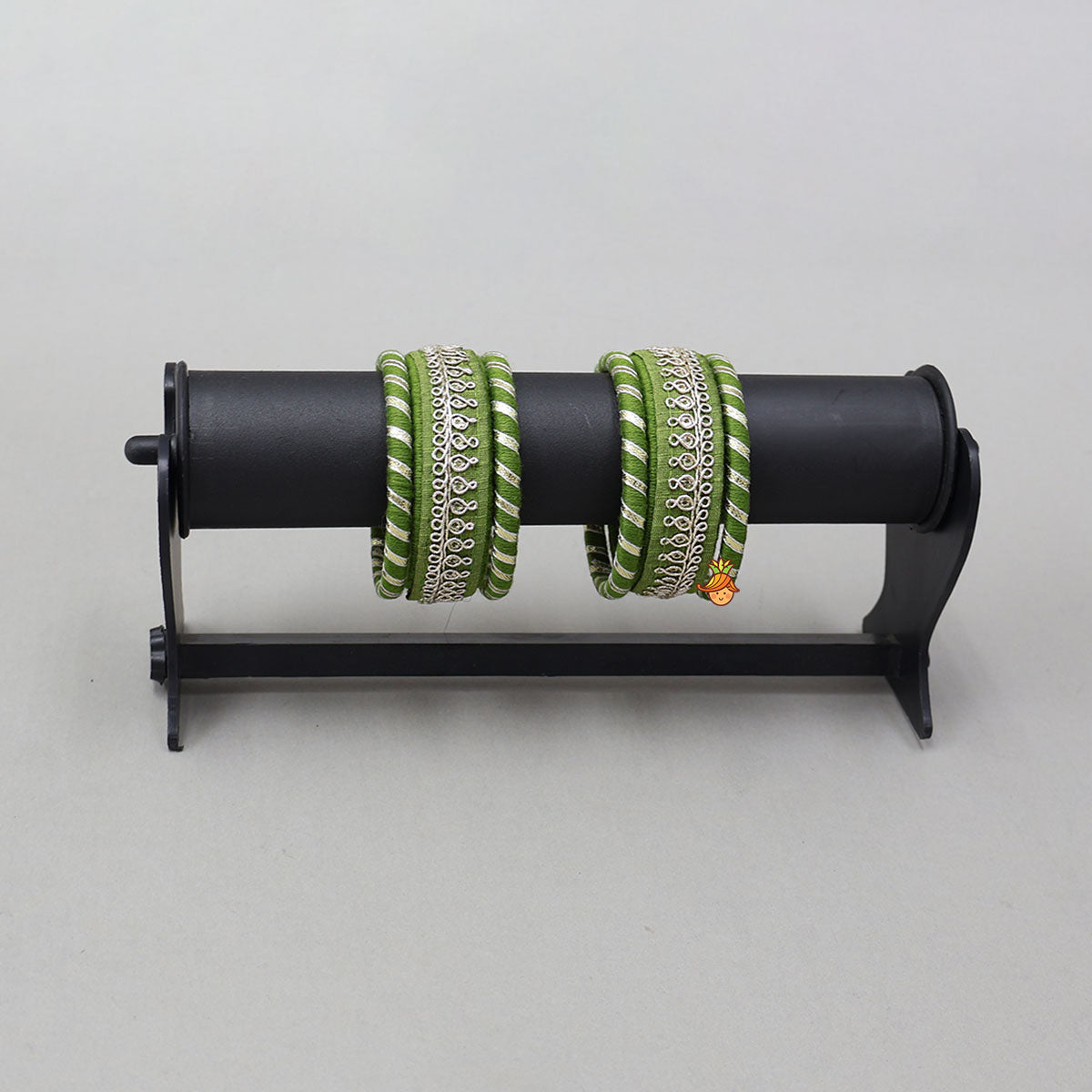 Exquisite Gota Lace Detailed Thread Bangles