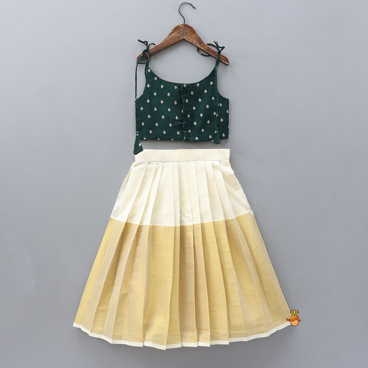 Booti Work Top With Dual-Tone Lehenga
