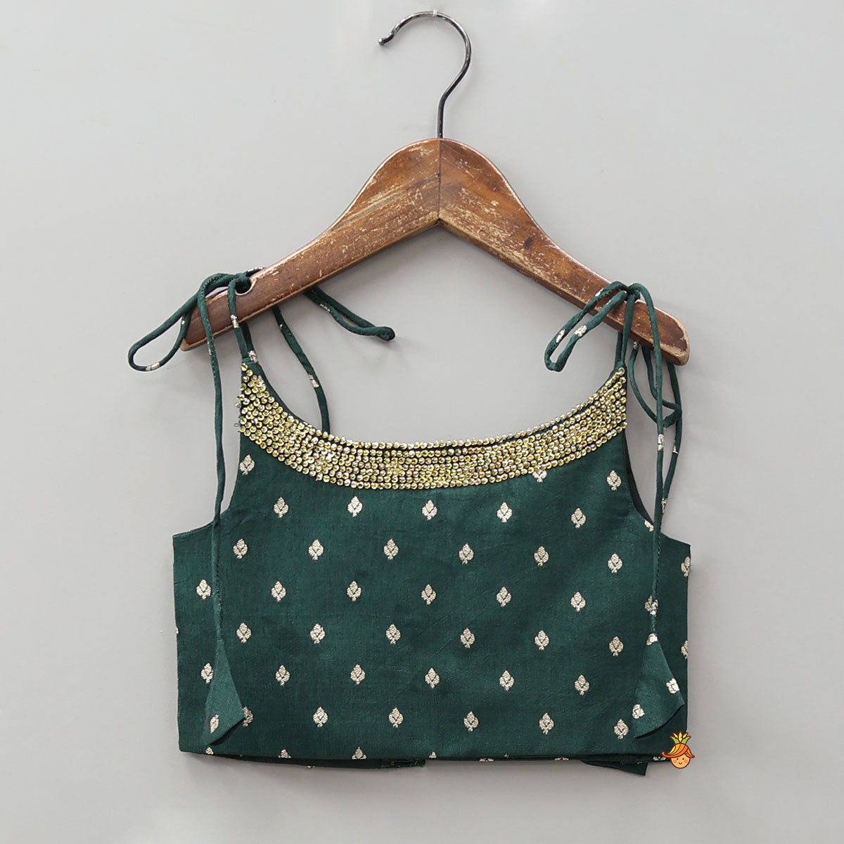 Booti Work Top With Dual-Tone Lehenga