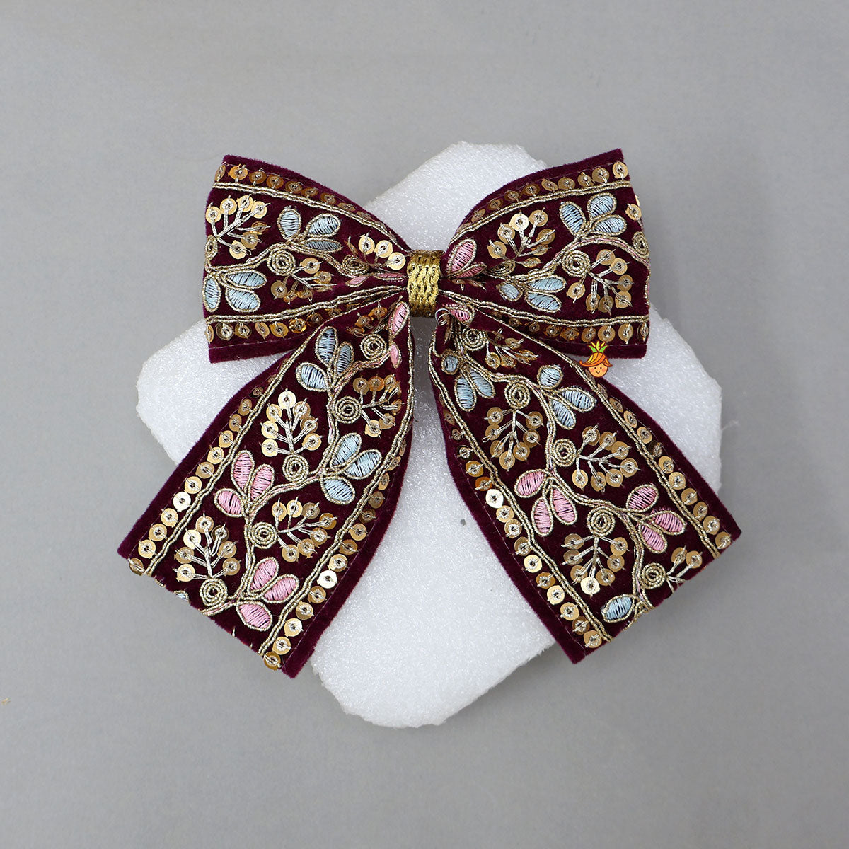 Stunning Thread-Embroidered Bow Hair Clip