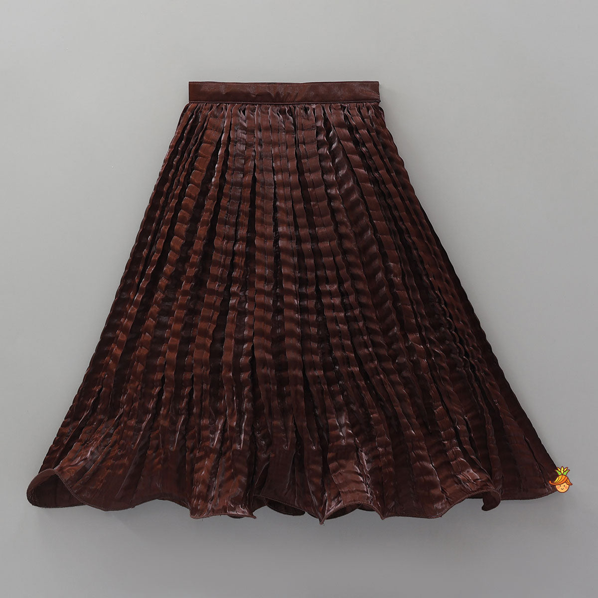 Gorgeous Criss-Cross Back Knot Top And Crushed Lehenga