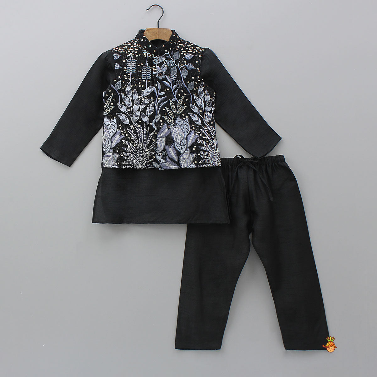 Elegant Kurta And Floral Embroidered Jacket With Pyjama