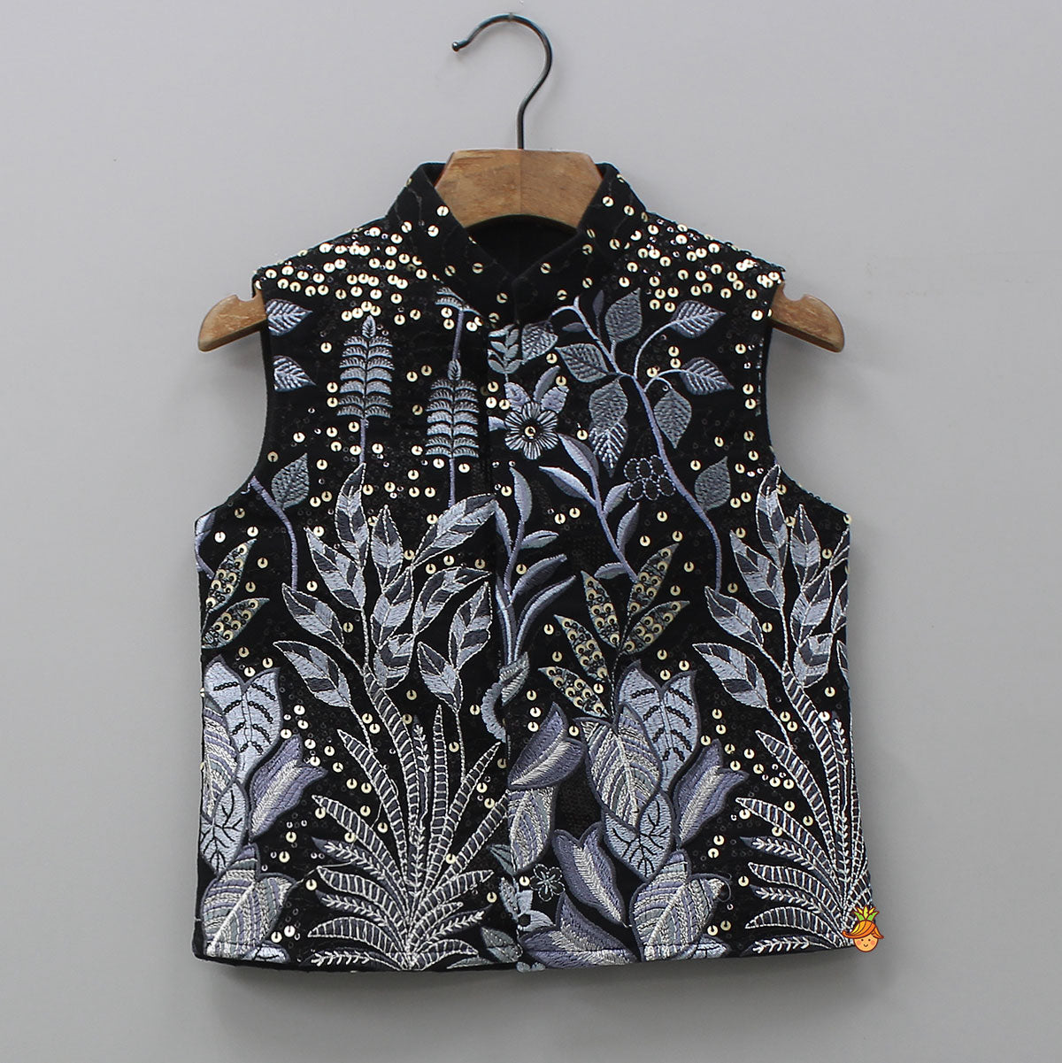 Elegant Kurta And Floral Embroidered Jacket With Pyjama