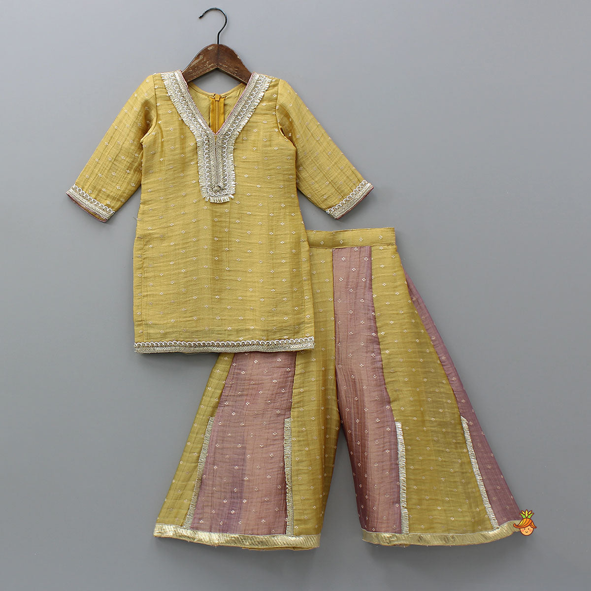 Beautiful V Neck Kurti With Colour Block Palazzo And Dupatta