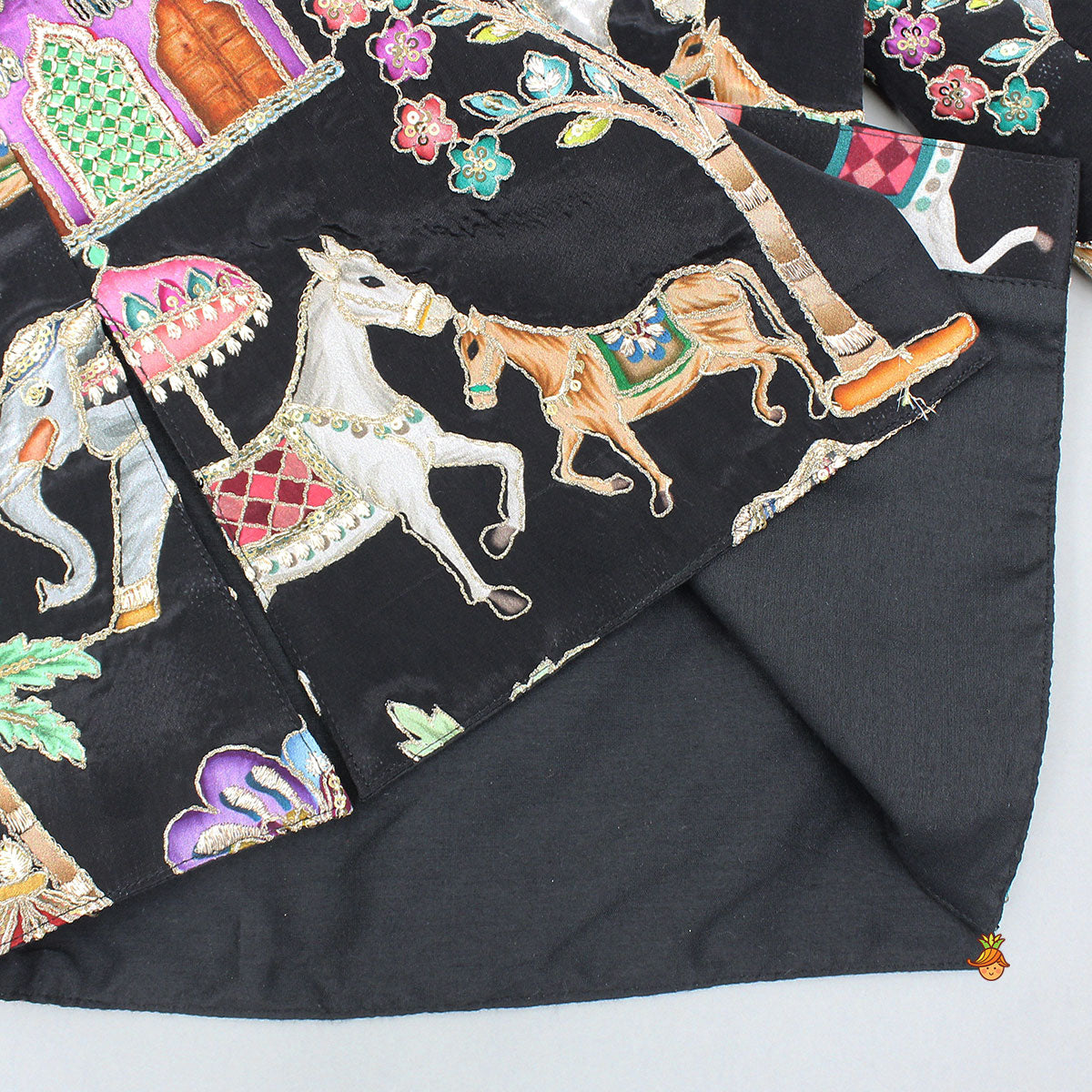 Elegant Kurta And Ethnic Printed Jacket With Pyjama