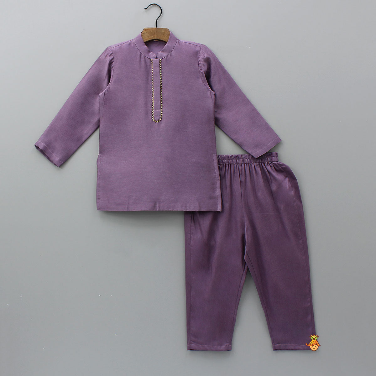 Elegant Kurta With Hand-Sequins Embroidered Jacket And Pyjama