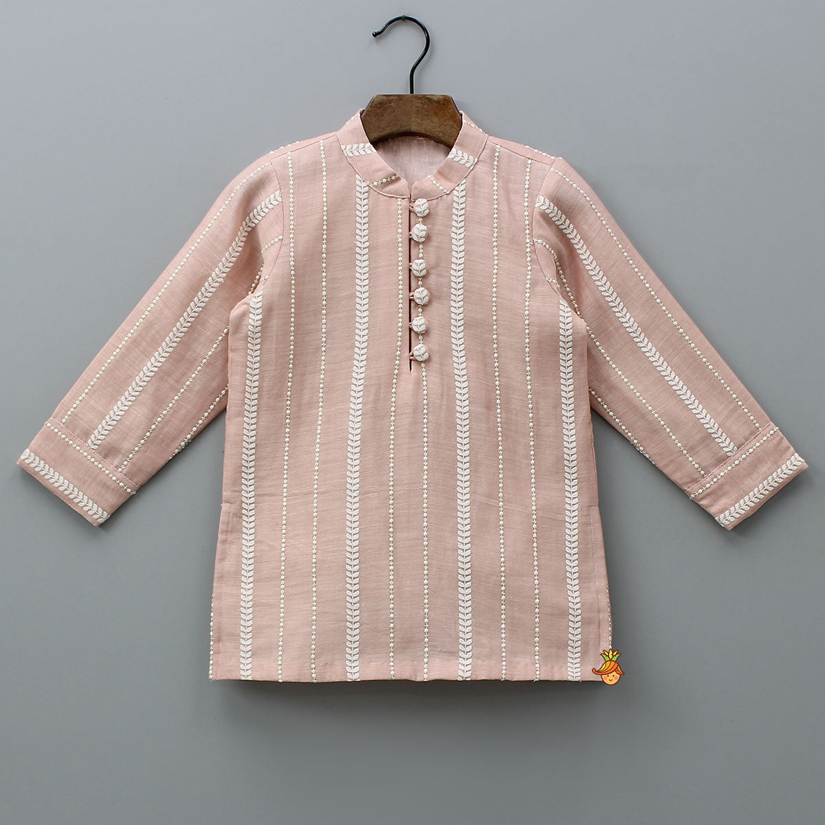 Thread-Embroidered Kurta With Pyjama