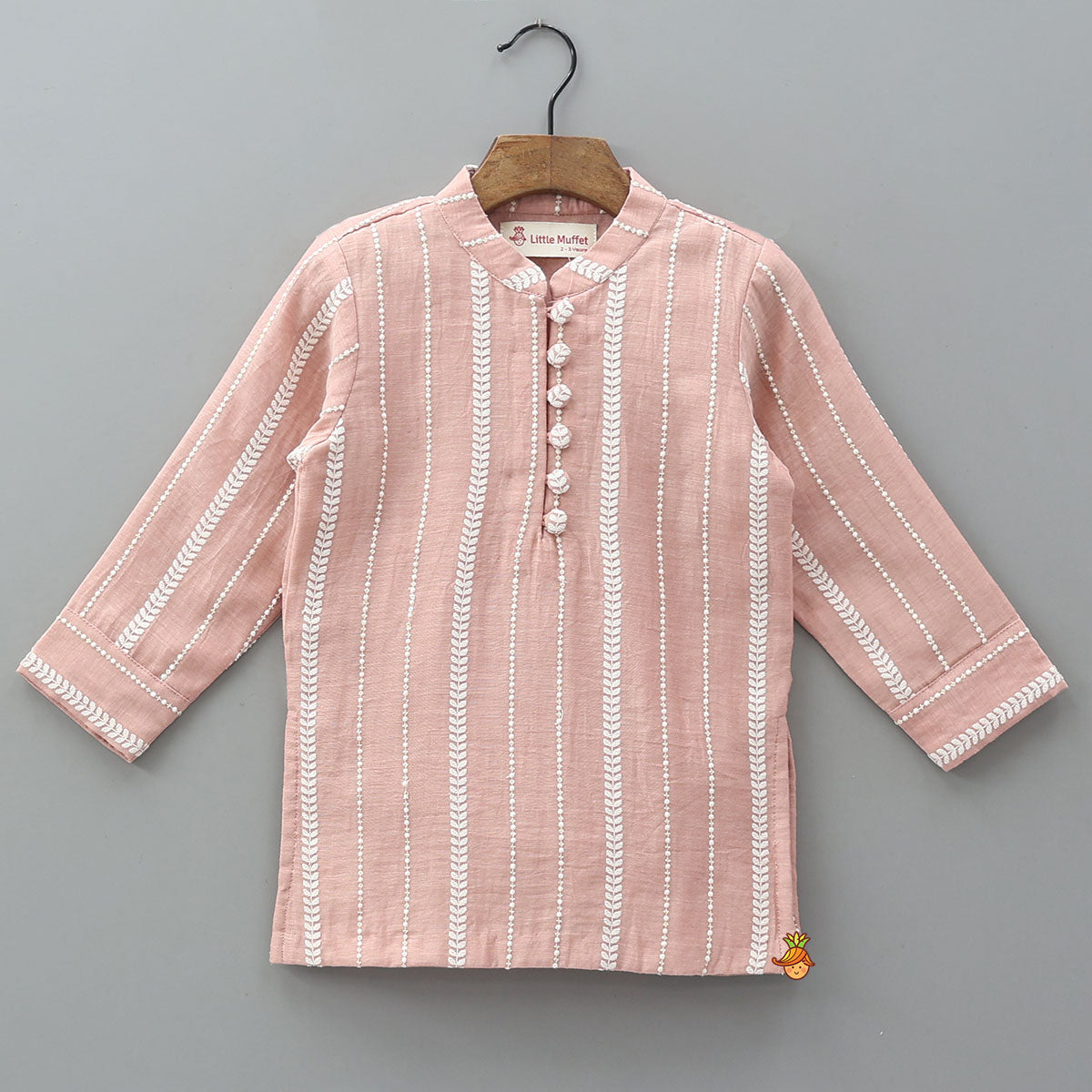 Thread-Embroidered Kurta With Pyjama