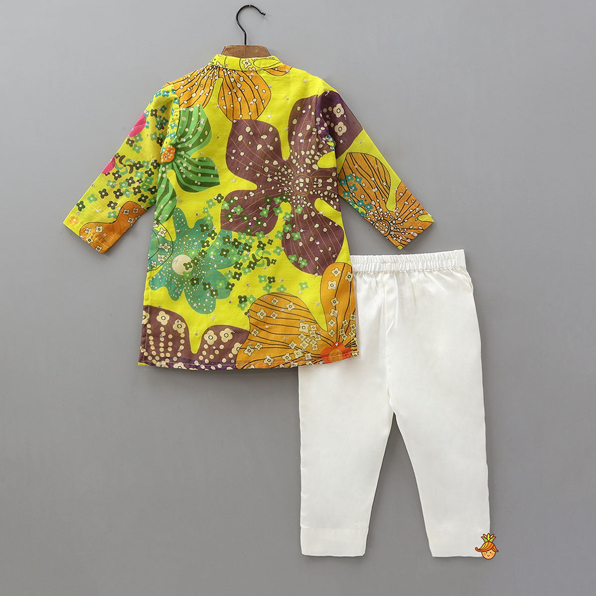 Floral Multicolour Printed Kurta With Pyjama