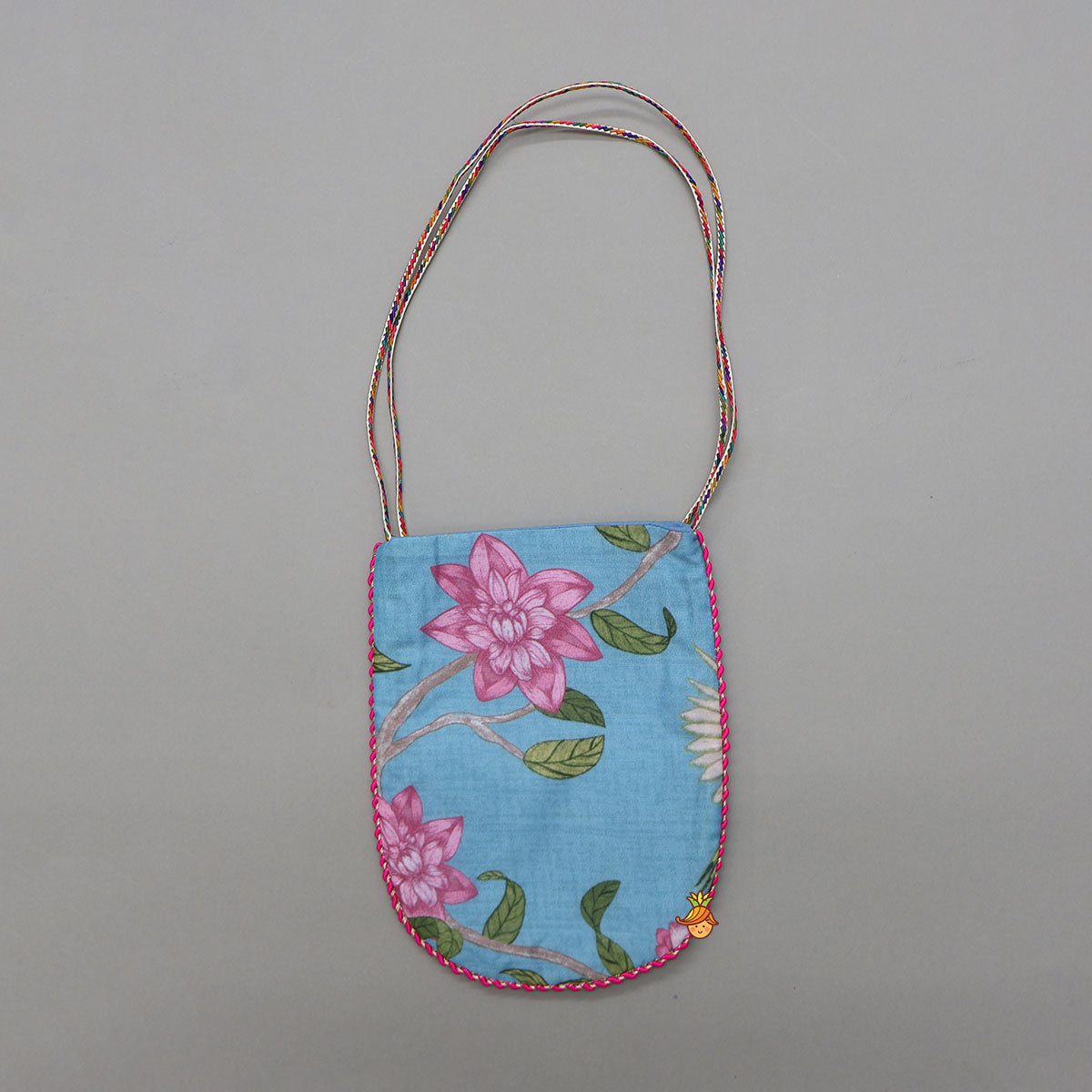 Stylish Curved-Hem Top And Palazzo With Matching Sling Bag