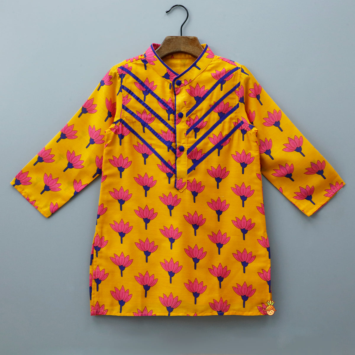 Beautiful Floral Printed Ethnic Kurta And Dhoti