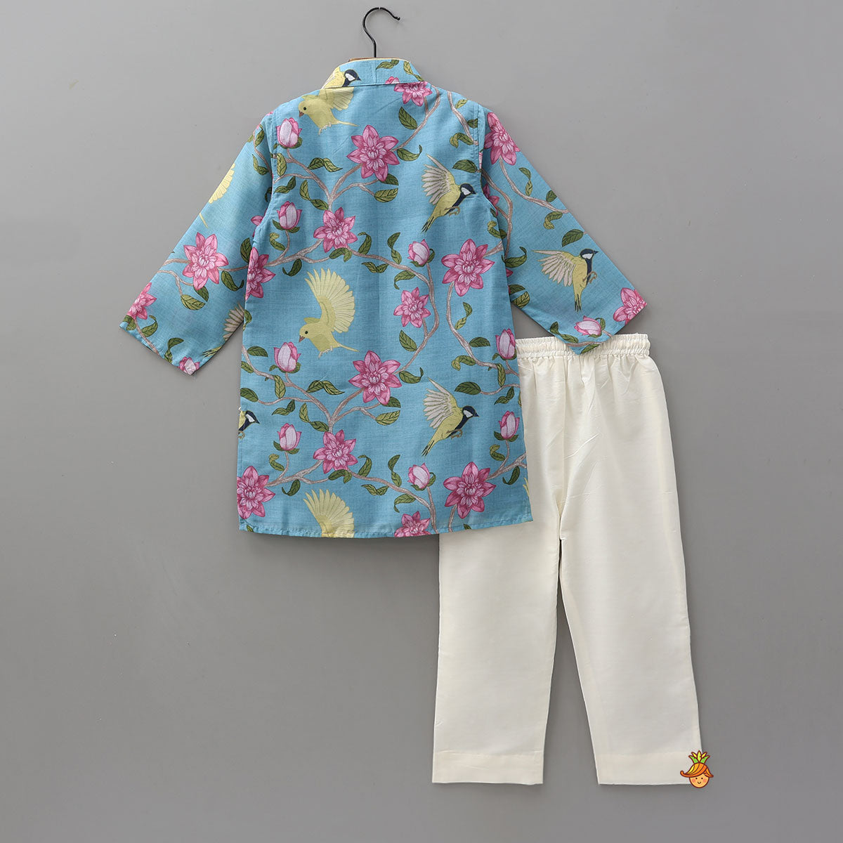 Bird And Floral Printed Kurta With Pyjama