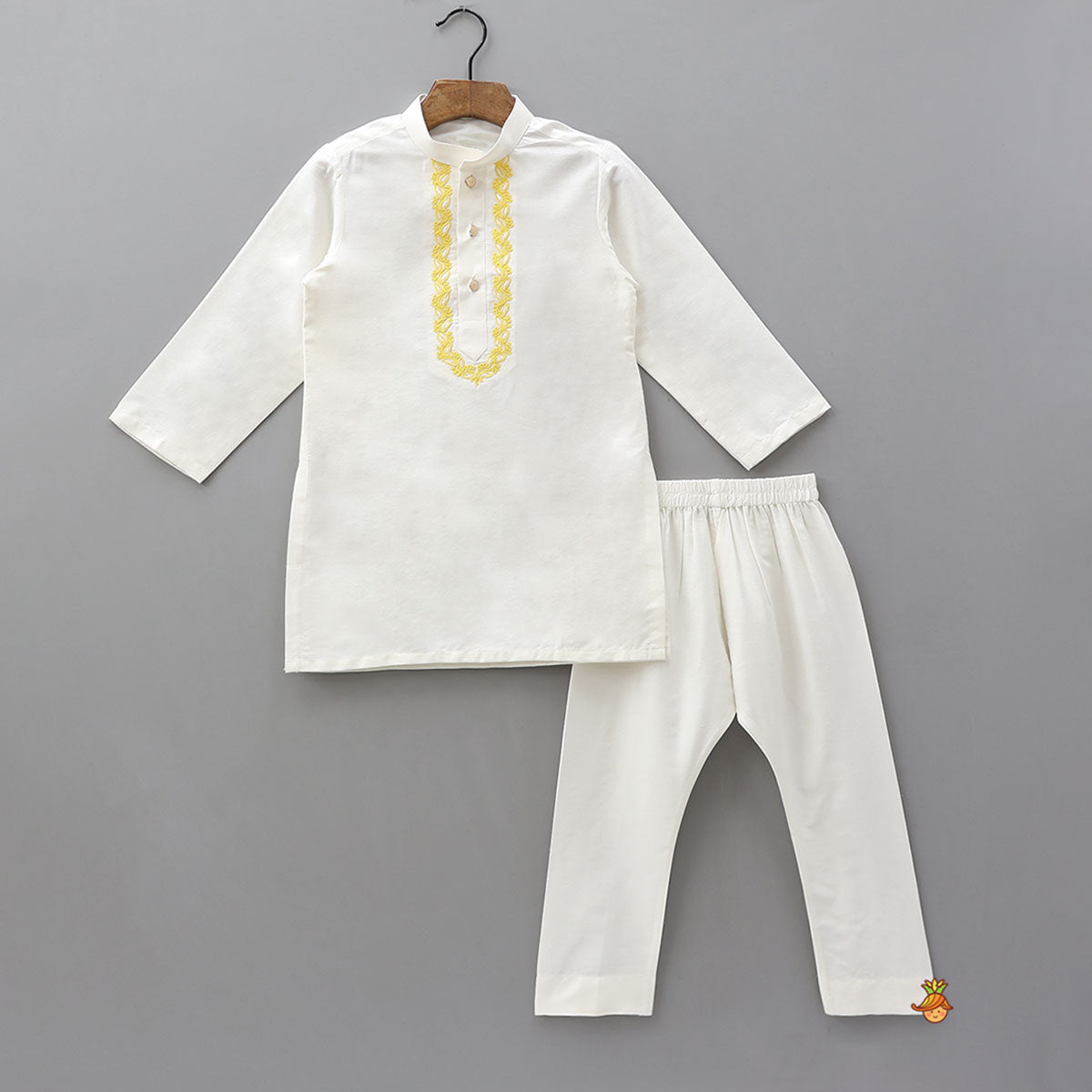 Ethnic Kurta With Thread-Work Jacket And Pyjama
