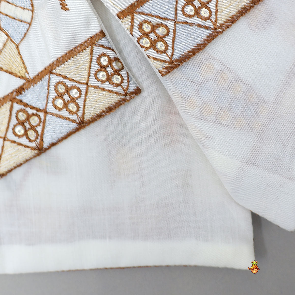 Ethnic Kurta With Thread Embroidered Jacket And Pyjama