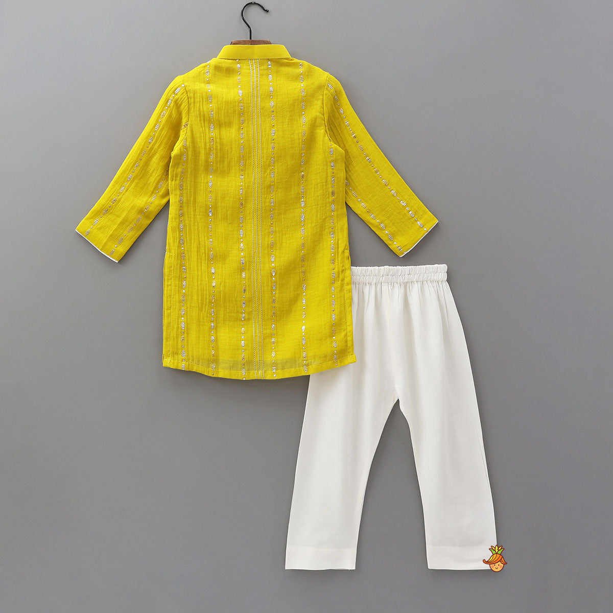 Front-Placket Ethnic Kurta With Pyjama