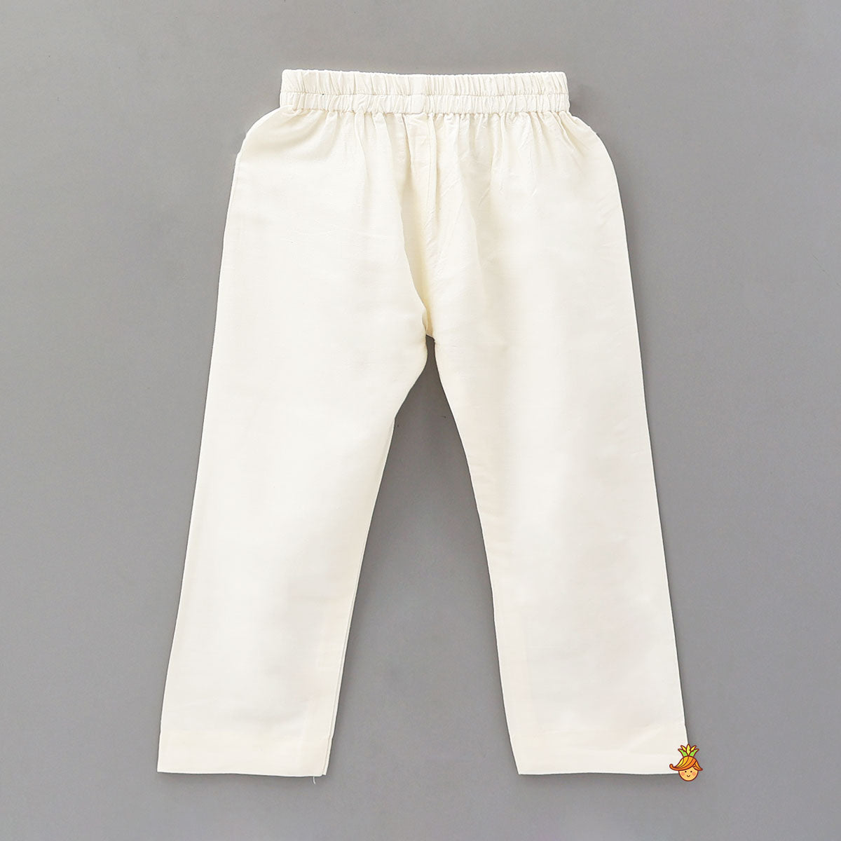 Ethnic Kurta With Printed Jacket And Pyjama