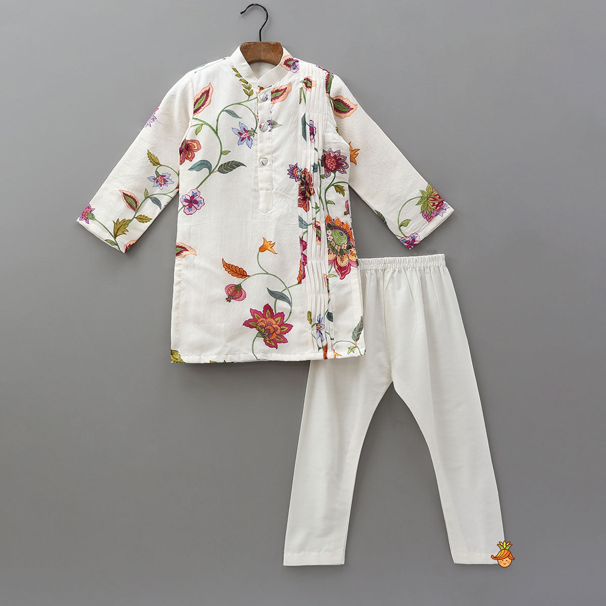 Floral Printed Pin Tuck Detailed Kurta With Pyjama