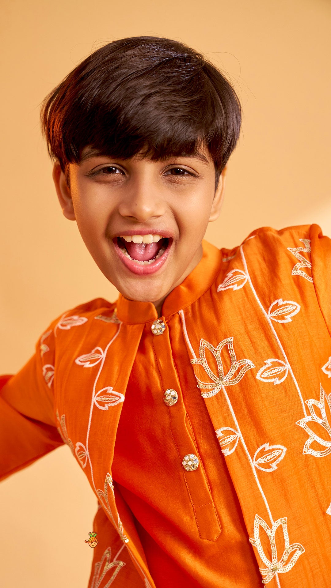 Ethnic Jacket Style Kurta And Pyjama