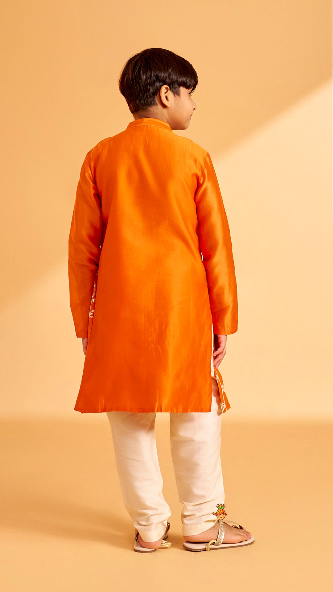 Ethnic Jacket Style Kurta And Pyjama