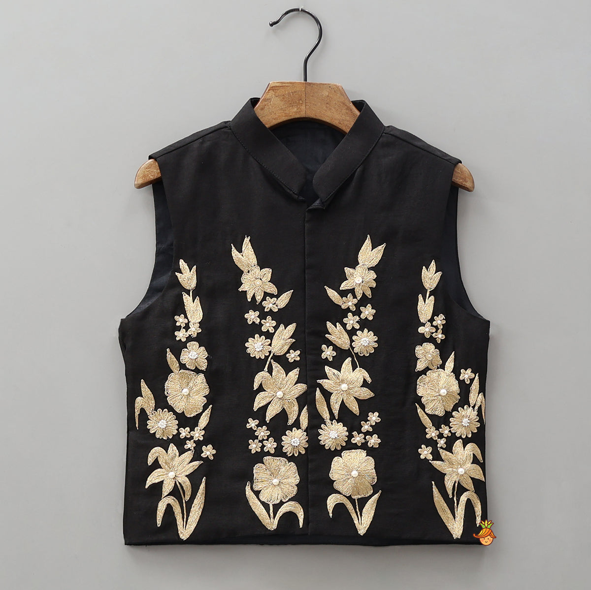 Kurta With Embroidered Jacket And Pyjama