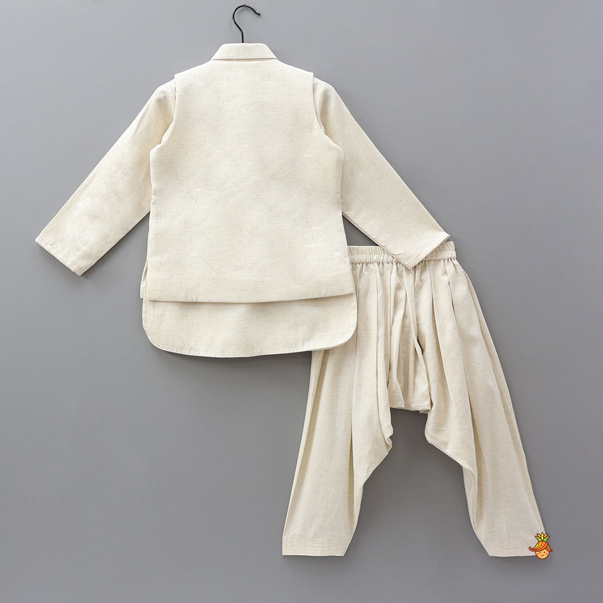 Ethnic Kurta With Thread-Embroidered Open Jacket And Patiala