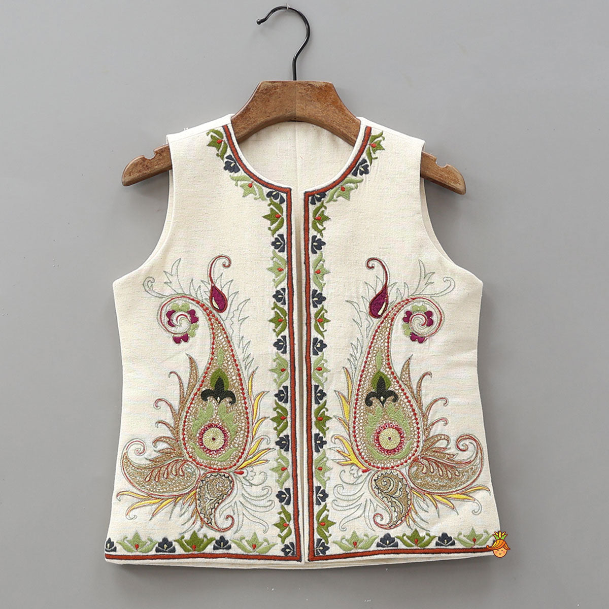 Ethnic Kurta With Thread-Embroidered Open Jacket And Patiala