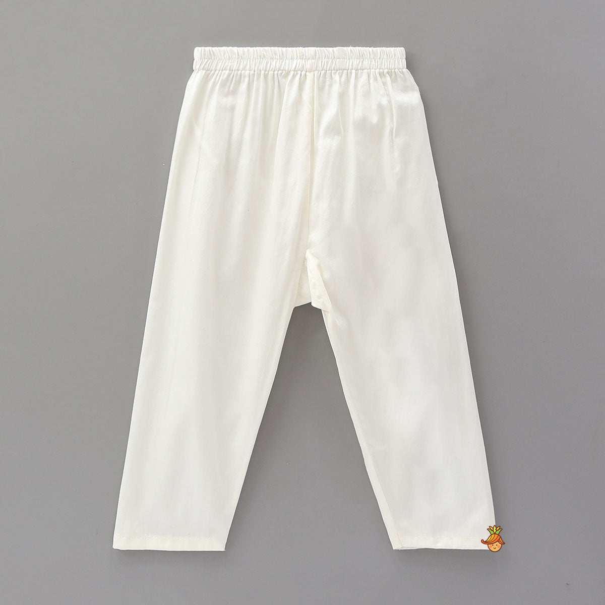 Elegant Front-Open Sherwani With Pyjama