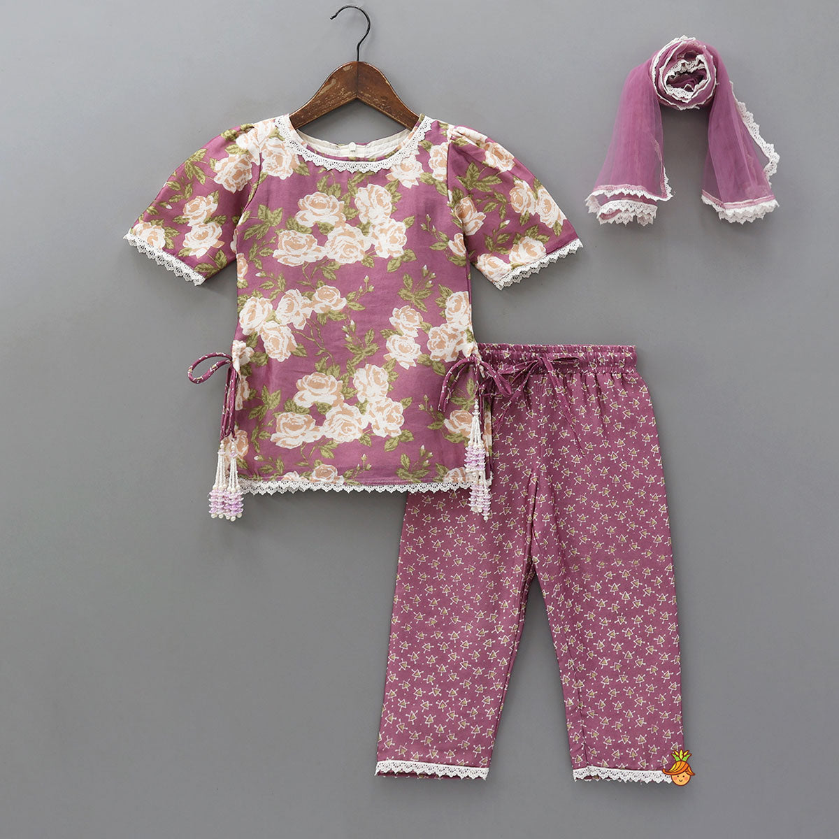 Side Knot Detail Floral Printed Kurti And Pant With Dupatta