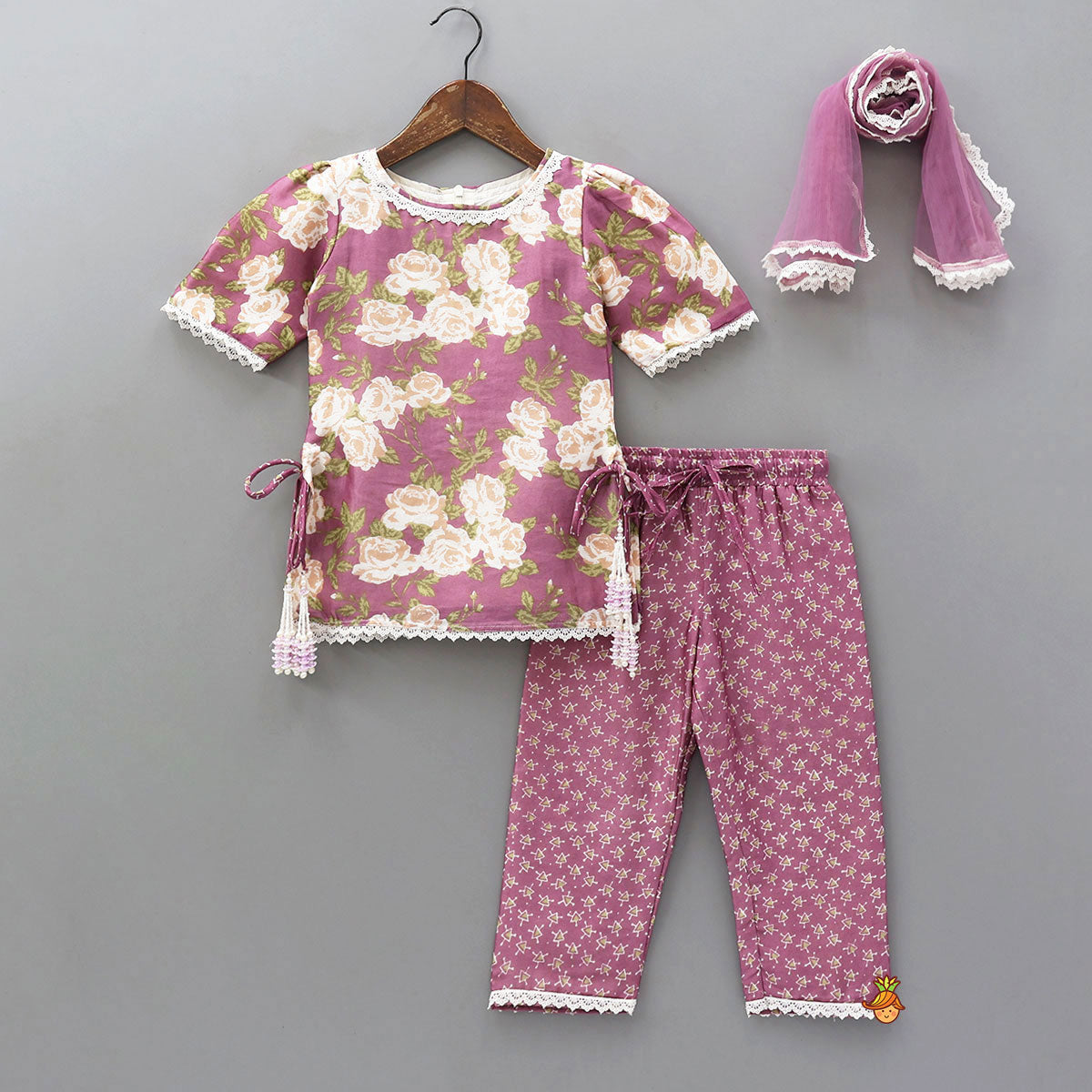 Side Knot Detail Floral Printed Kurti And Pant With Dupatta