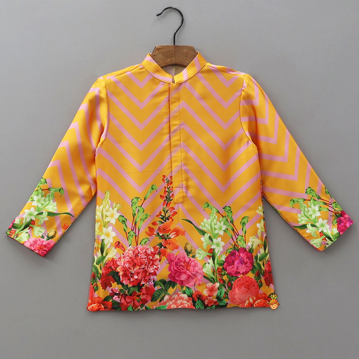 Chevron Printed Kurta With Matching Jacket And Pyjama