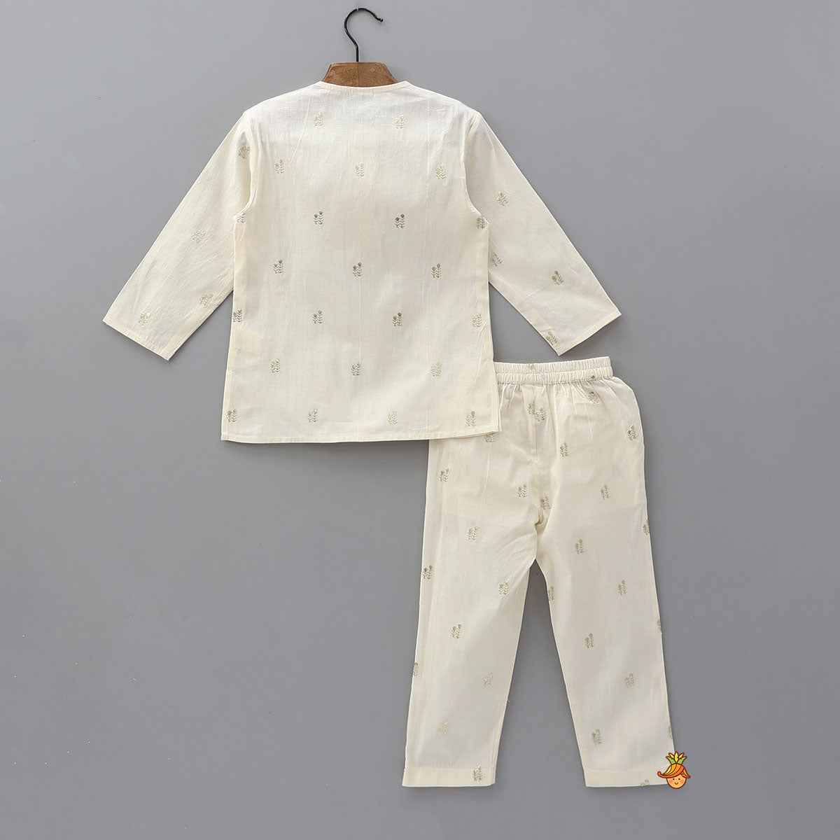 Booti Work Kurta And Pyjama