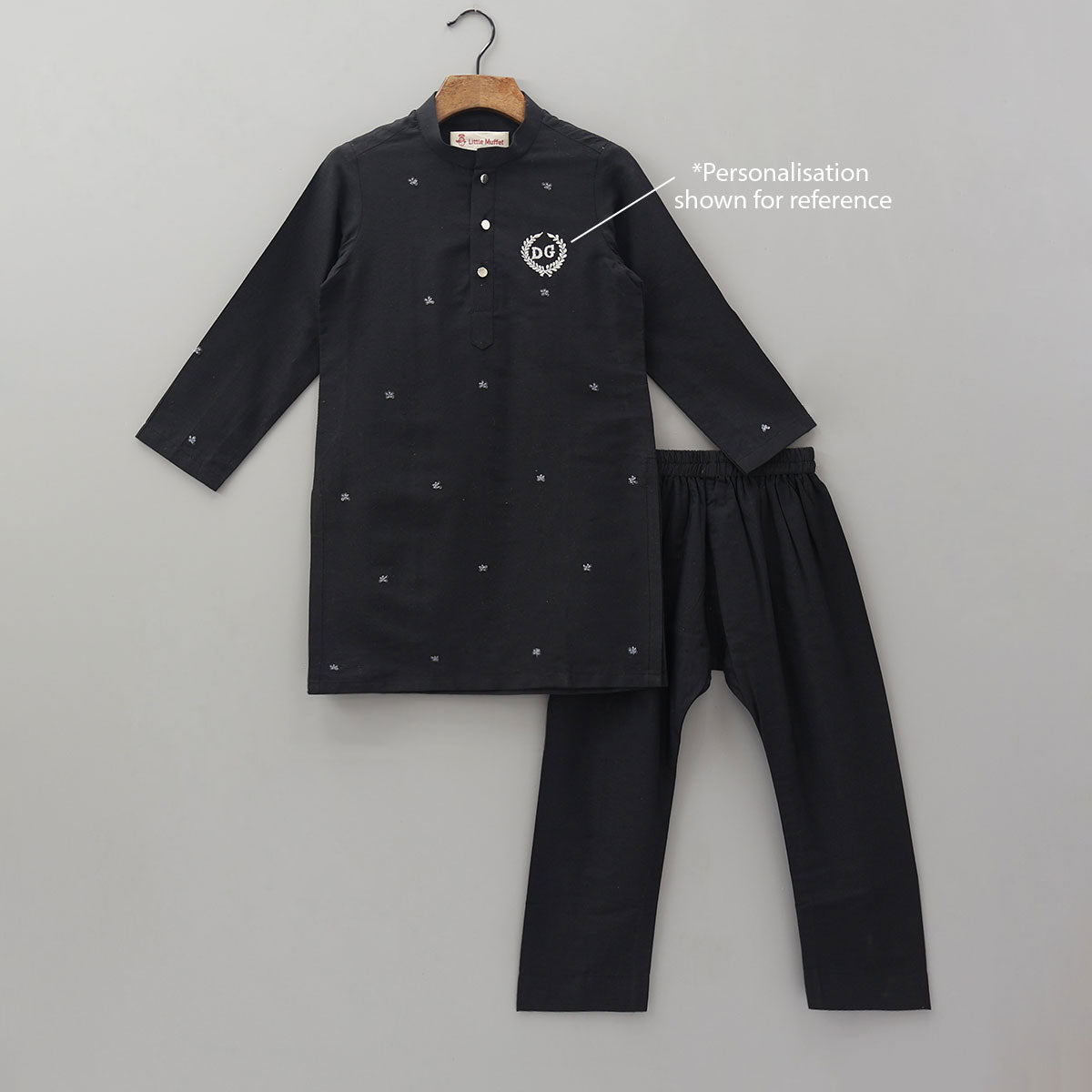 Ethnic Kurta With Pocket Detail Embroidered Jacket And Pyjama