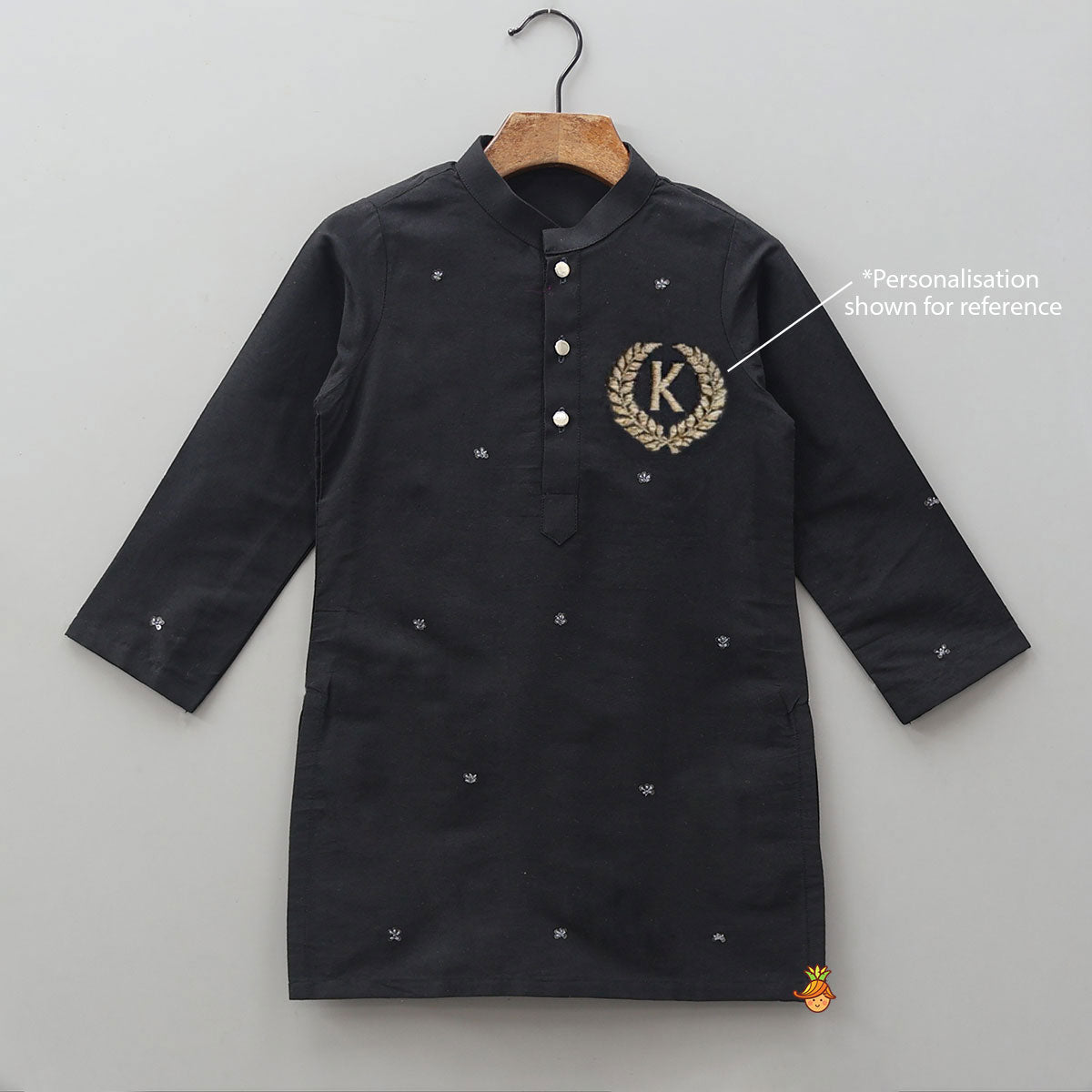 Ethnic Kurta With Pocket Detail Embroidered Jacket And Pyjama