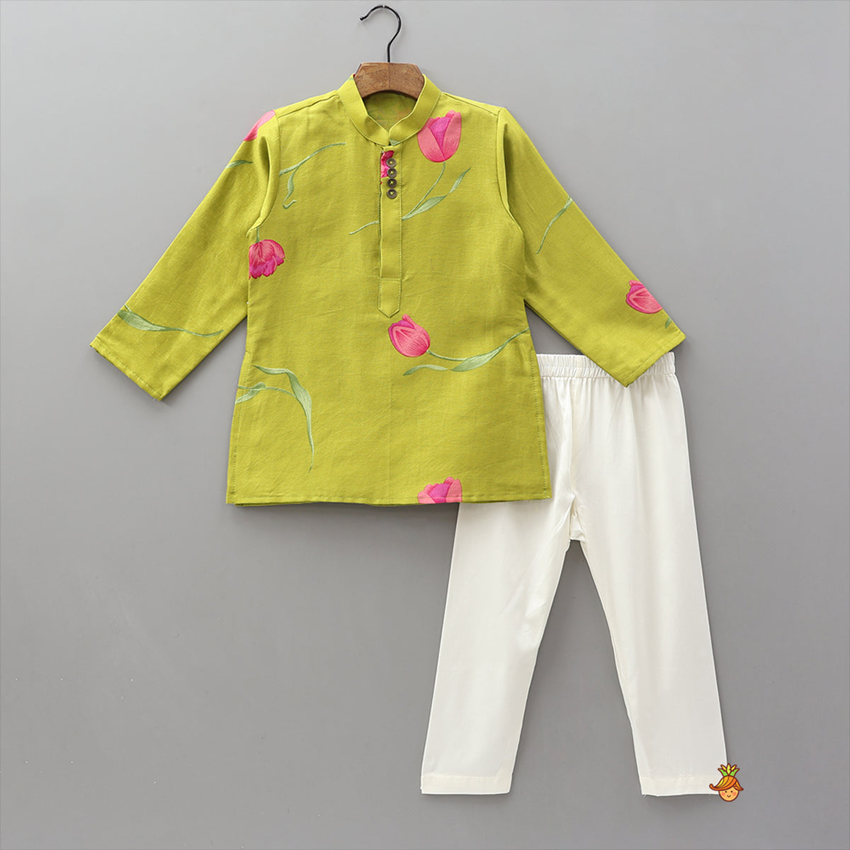 Mandarin-Collar Ethnic Kurta With Printed Jacket And Pyjama