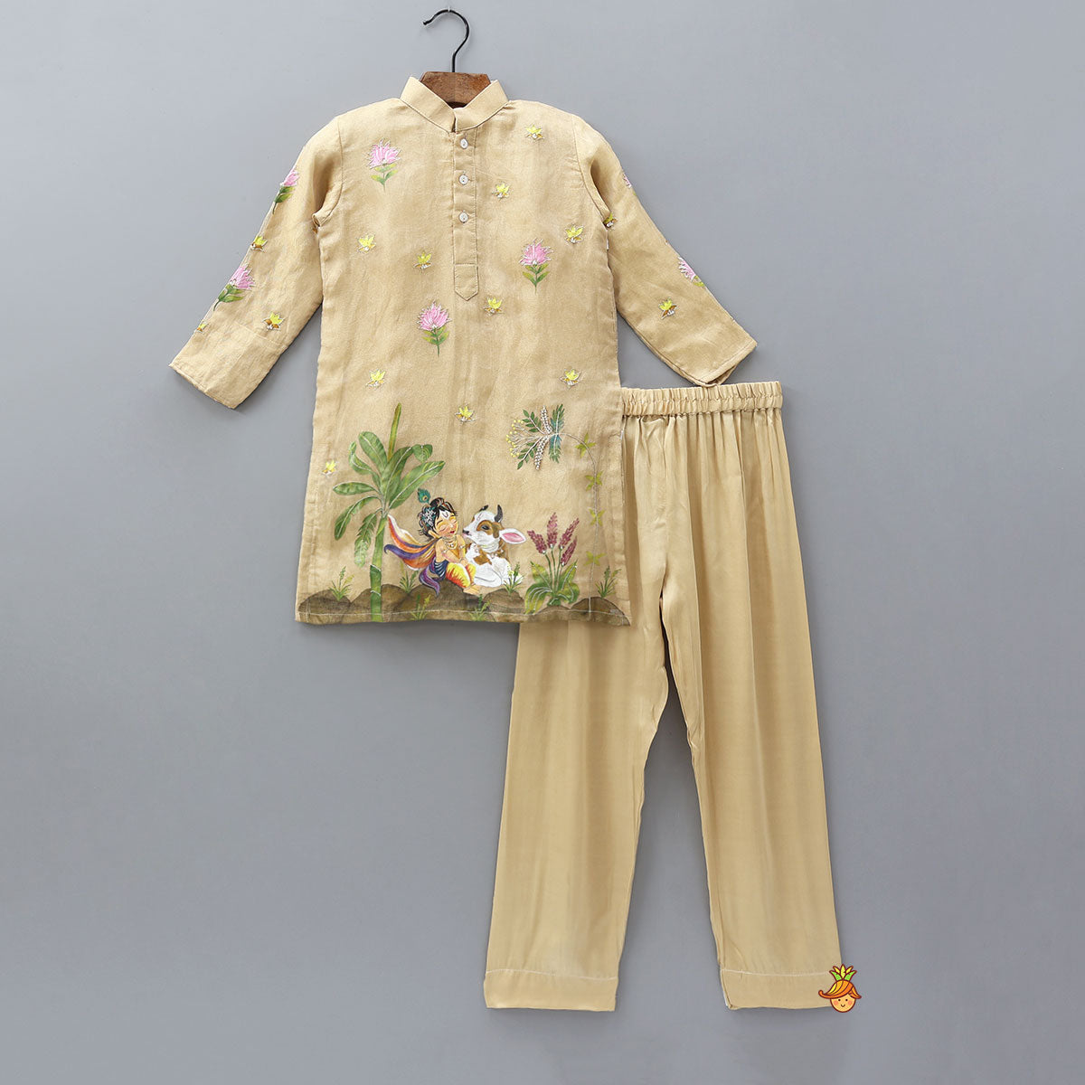 Elegant Hand-Painted Ethnic Kurta And Pyjama