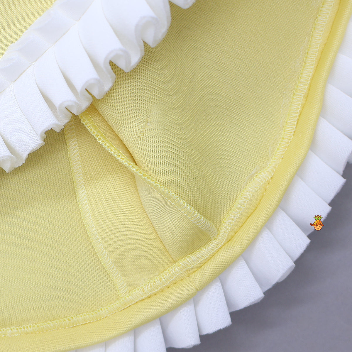 Jungle-Themed Embroidered Dress With Hair Clip