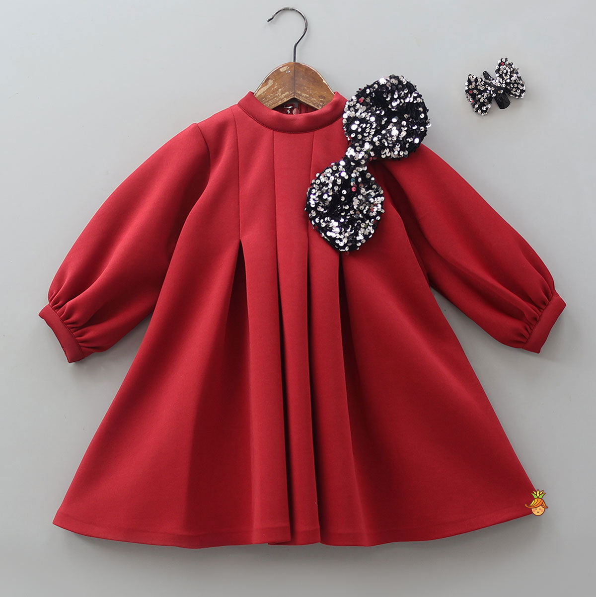 Sequin Bow Embellished Scuba Dress With Bow Hair Clip