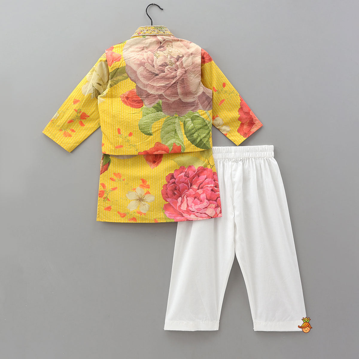 Floral Printed Kurta With Cut Dana Embroidered Jacket And Pyjama