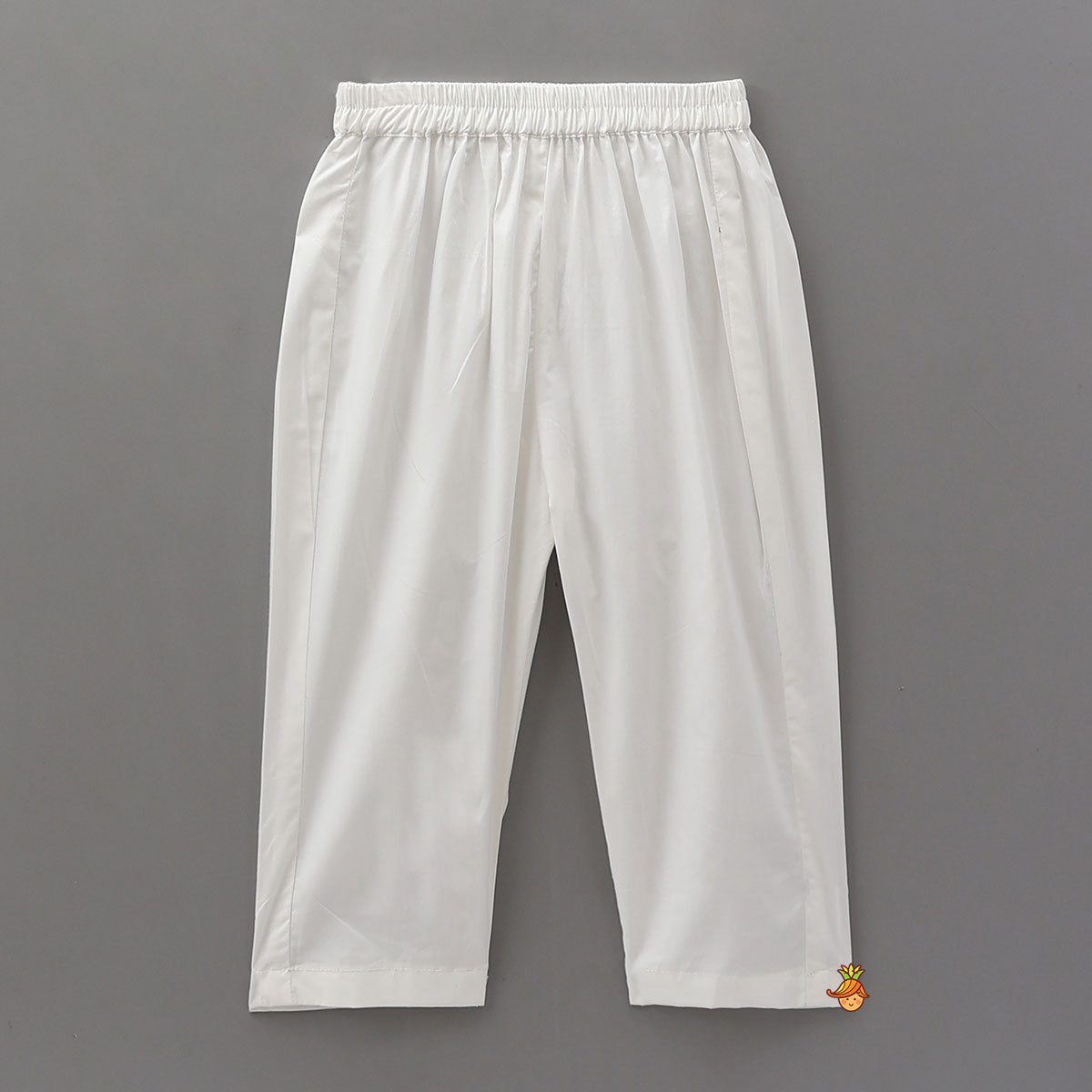 Chain Embellished Kurta And Pyjama