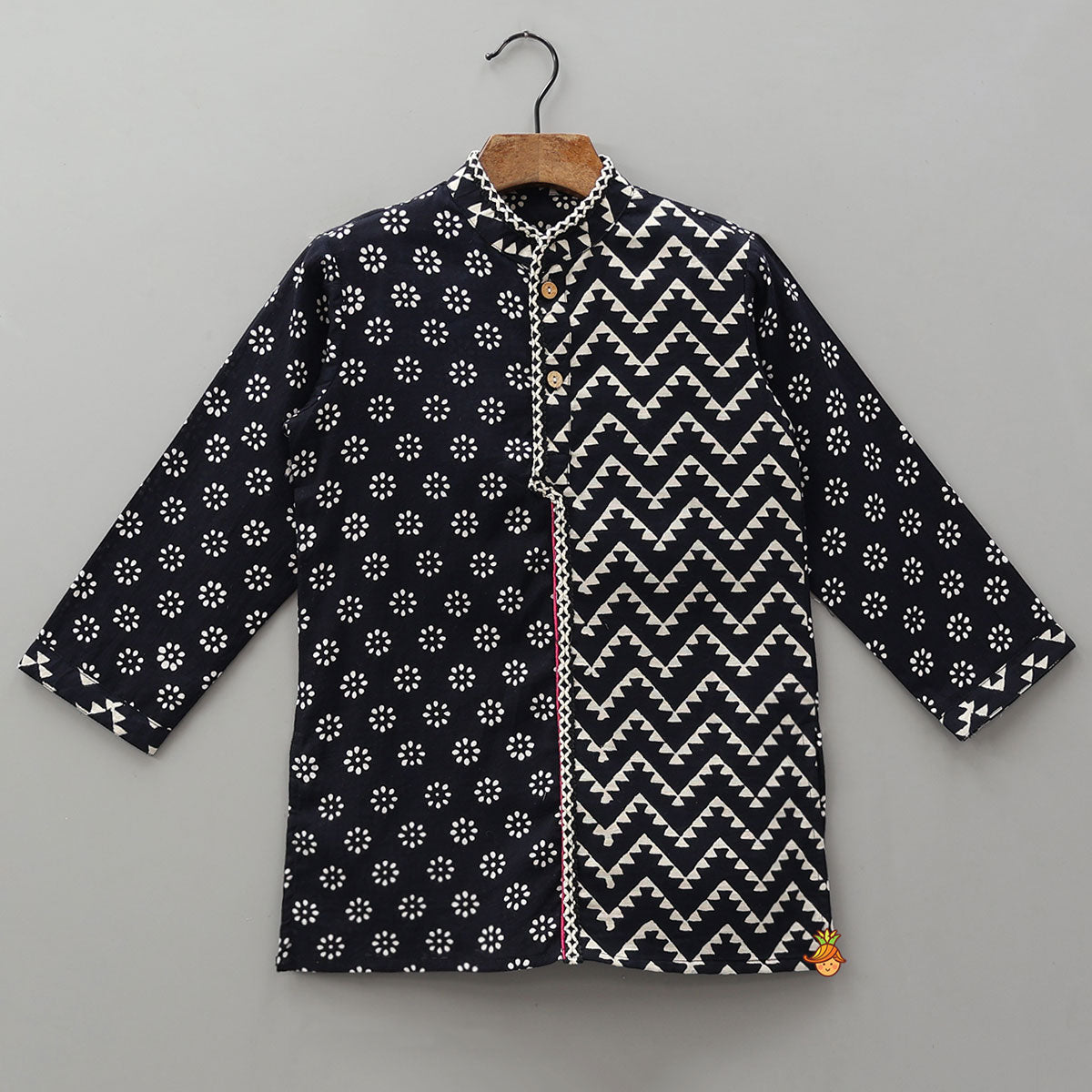 Zig-Zag And Floral Printed Kurta With Pyjama