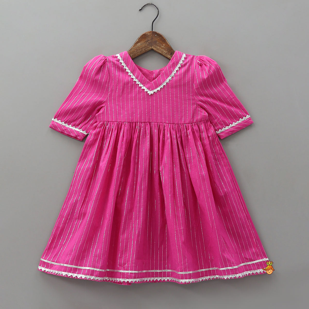 Lurex Striped Kurti And Pant With Contrasting Dupatta