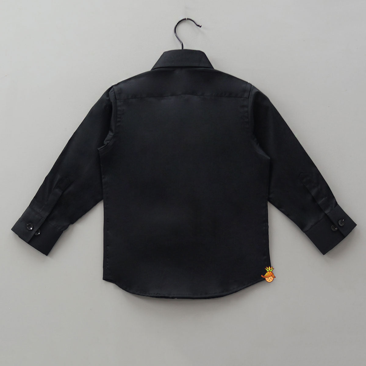 Cut Dana Animal Motif Embroidered Shirt