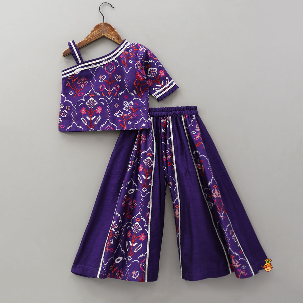 One-Shoulder Top With Matching Palazzo