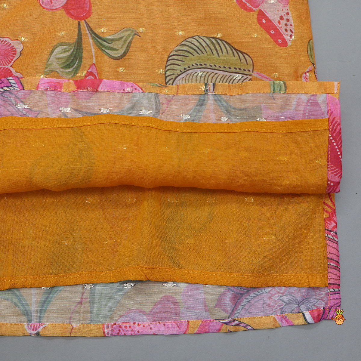 Beautiful Floral Printed Kurta With Pyjama