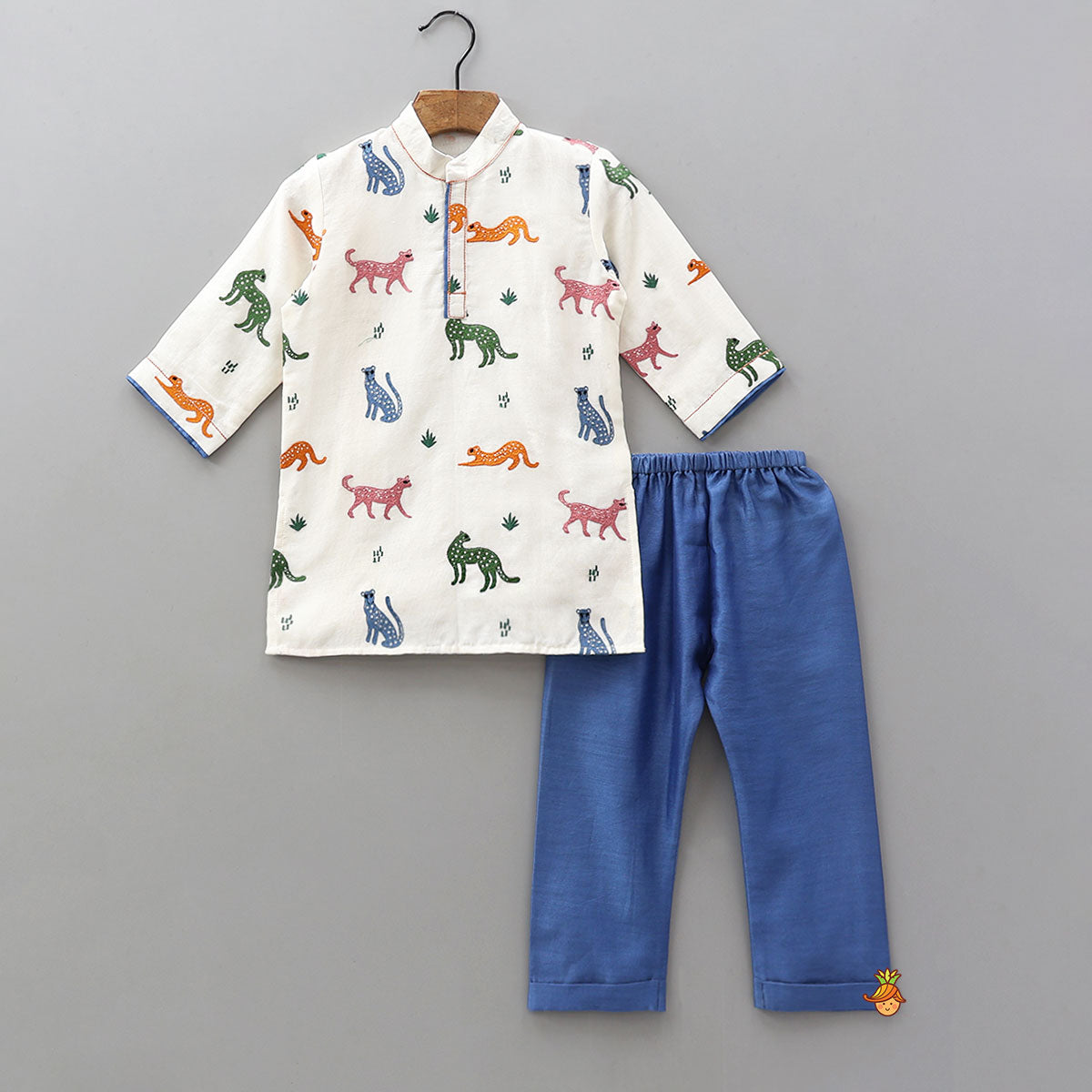 Kurta With Animal Motif Embroidery And Pyjama