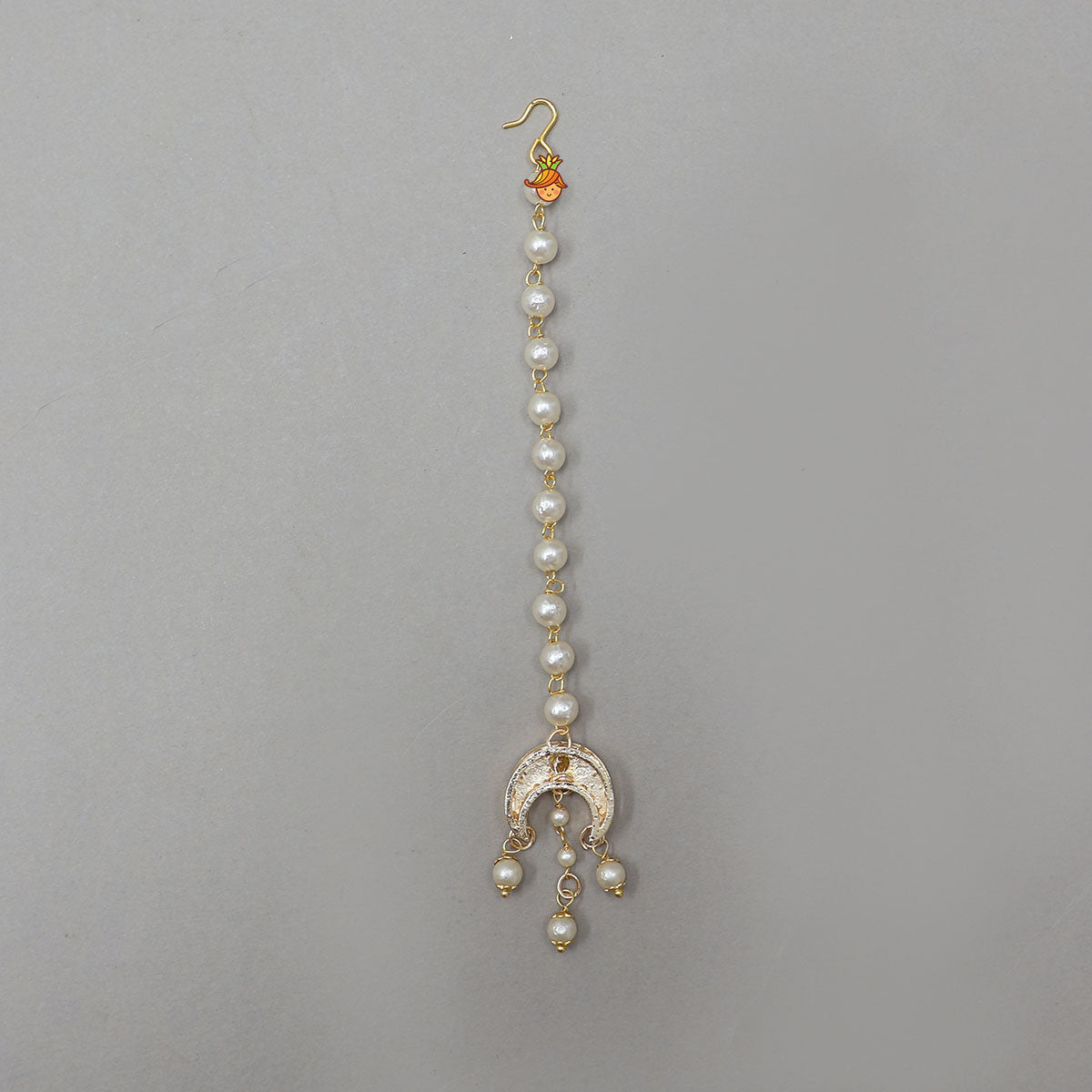 Charming Maang Tikka