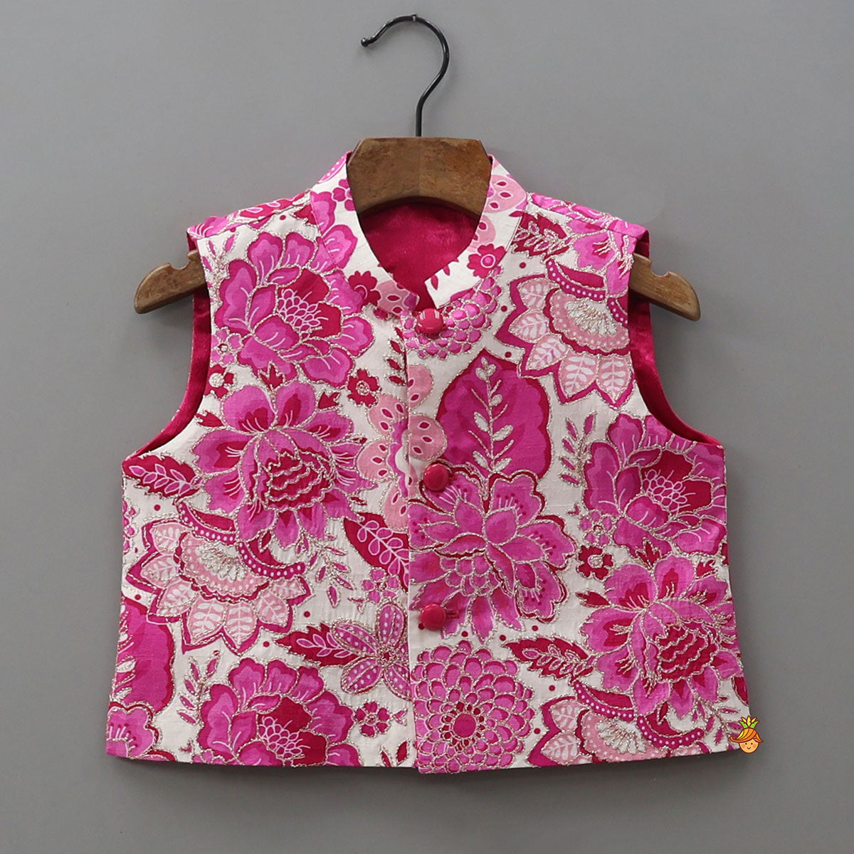 Ethnic Kurta With Adorable Floral Work Jacket And Pyjama