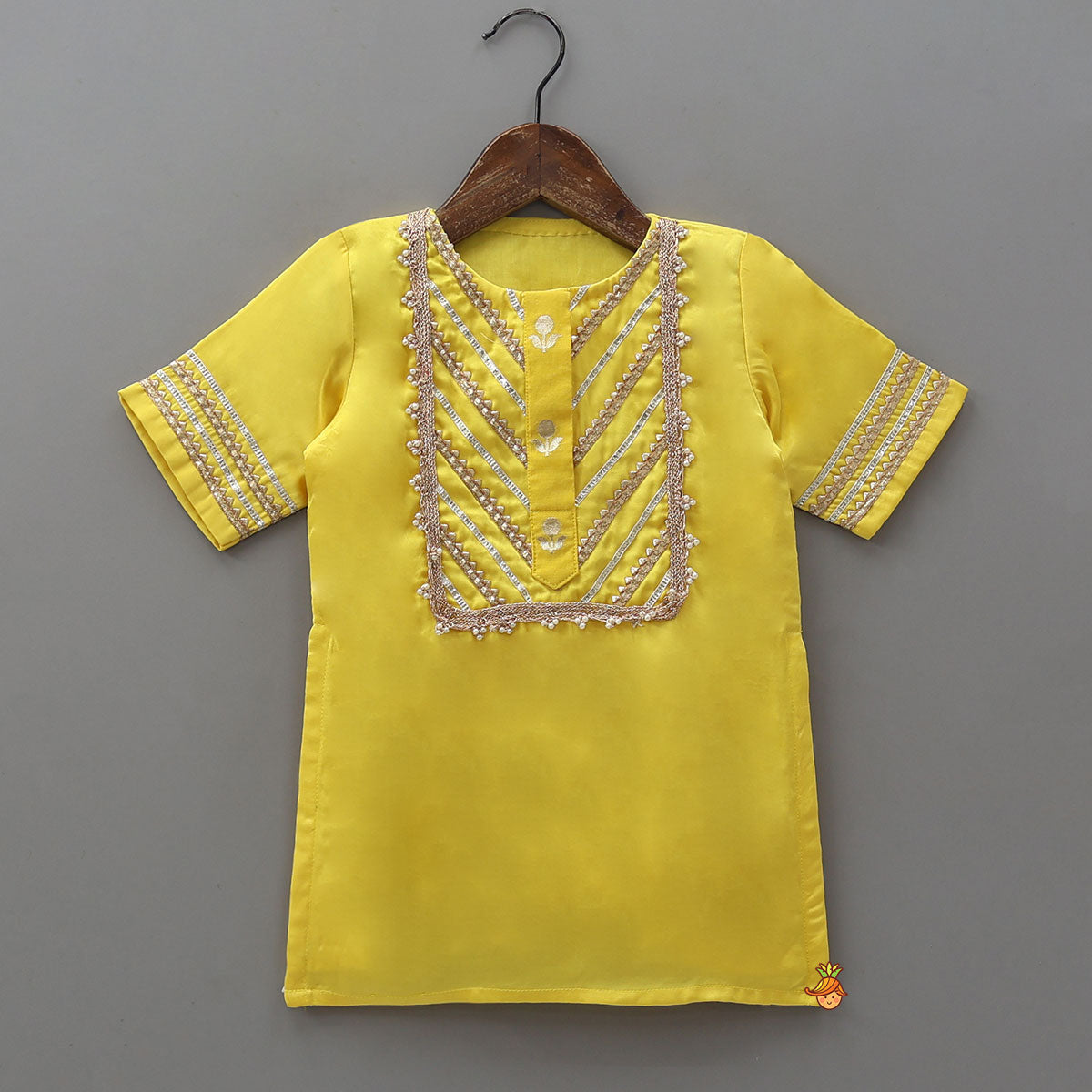 Gota Lace Detailed Yoke Kurti And Brocade Lehenga With Net Dupatta