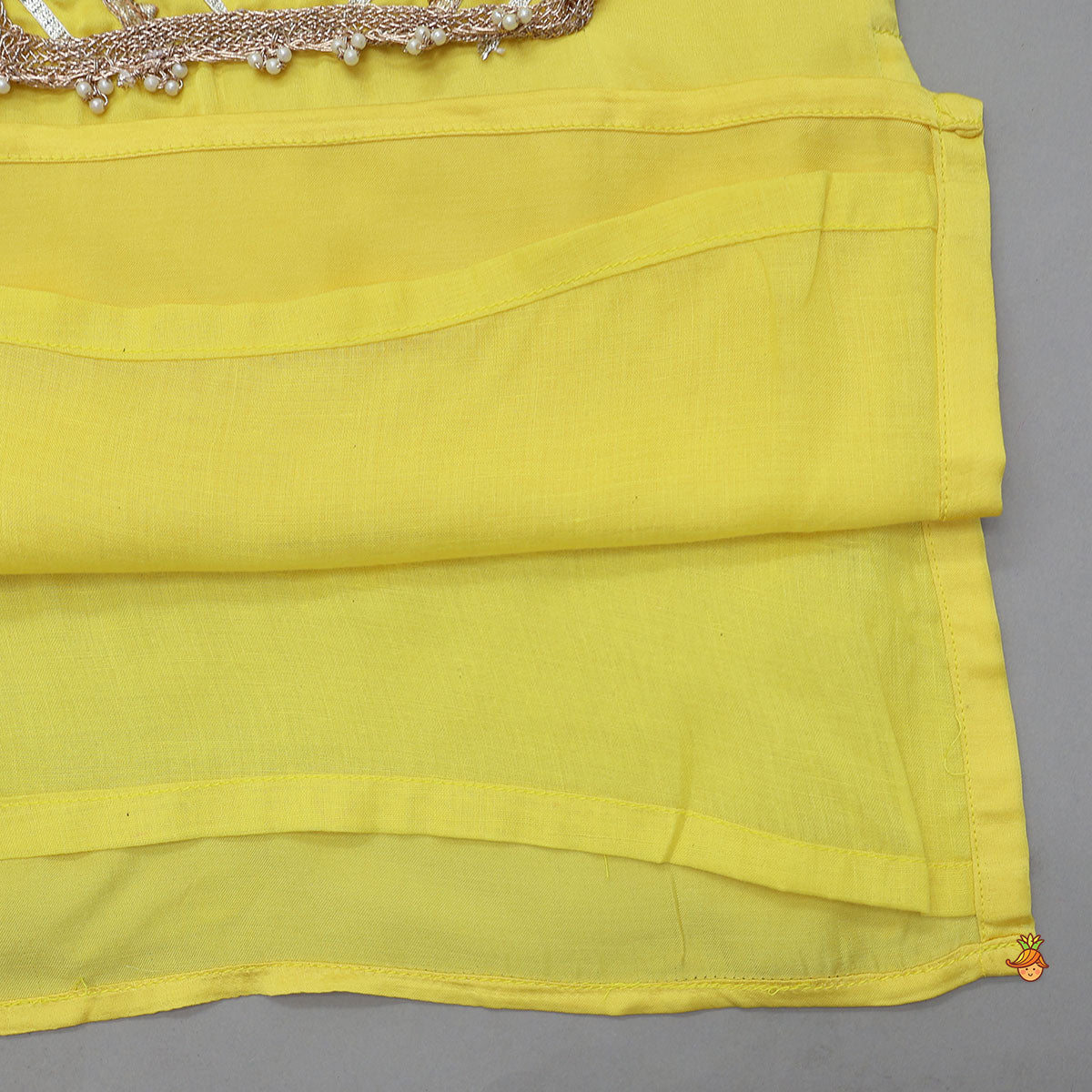 Gota Lace Detailed Yoke Kurti And Brocade Lehenga With Net Dupatta